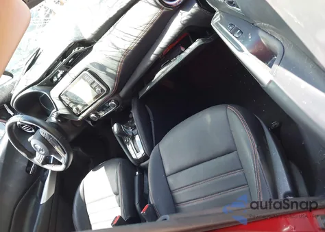 2019 Nissan Kicks Sr from USA, damaged, VIN 3N1CP5CU2KL493953